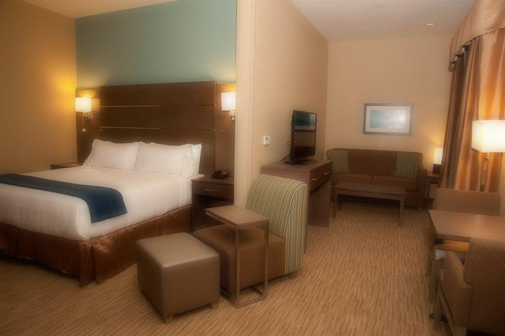 Holiday Inn Express And Suites Schulenburg By Ihg Kültér fotó